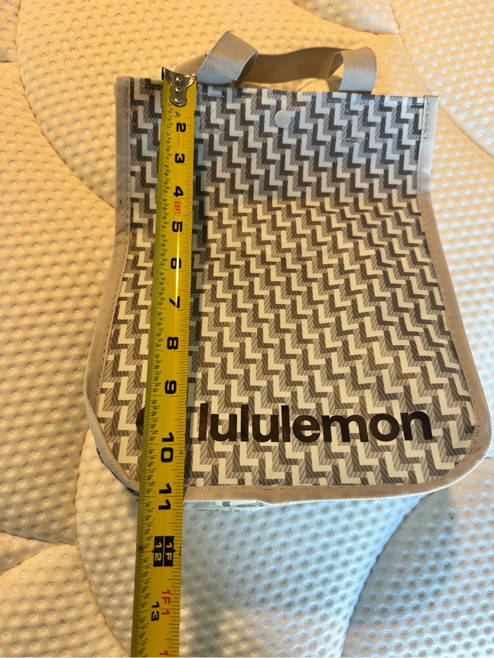 lululemon athletica gray Patterned Tote Bag - Picture 2 of 3